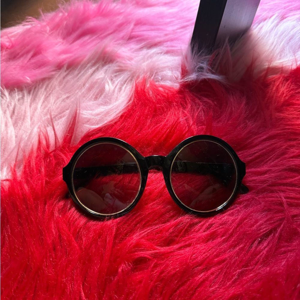 LARGE CIRCLE FRAME BLACK SUNGLASSES